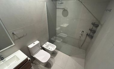 CASA 4 AMB EN VENTA EN VILLA ADELINA CON JARDIN