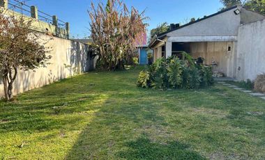 CASA 4 AMB EN VENTA EN VILLA ADELINA CON JARDIN