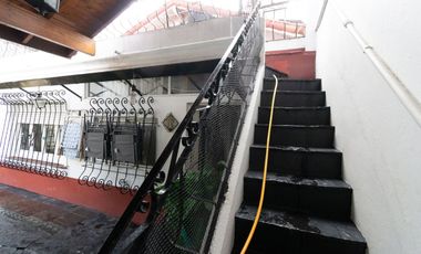 VENTA CASA LOTE PROPIO. PILETA, JARDIN Y TERRAZA