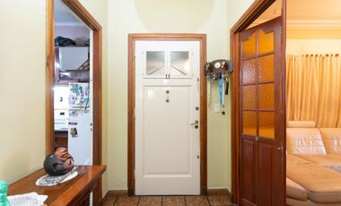 VENTA CASA LOTE PROPIO. PILETA, JARDIN Y TERRAZA