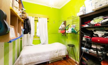 VENTA CASA LOTE PROPIO. PILETA, JARDIN Y TERRAZA