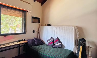 Casa  en venta cerca Av. con pileta APTO CREDITO