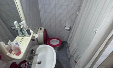 Casa  en venta cerca Av. con pileta APTO CREDITO