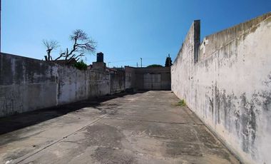 GALPON/LOTE 350 M2 EXCELENTE UBICACION BANFIELD