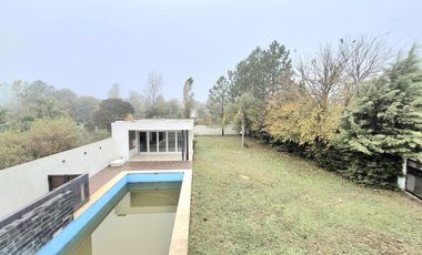 HERMOSA CASA EN FINCAS DEL RINCON