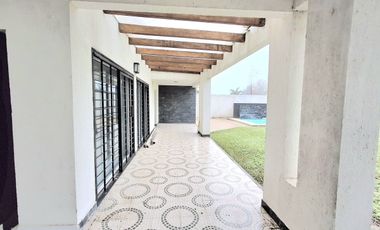 HERMOSA CASA EN FINCAS DEL RINCON