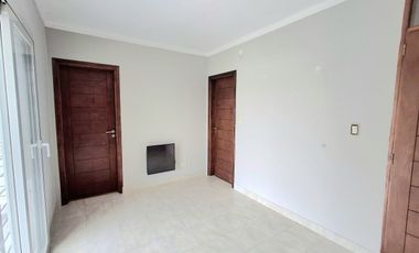 HERMOSA CASA EN FINCAS DEL RINCON
