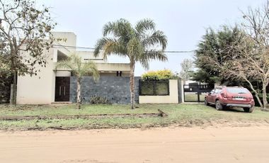 HERMOSA CASA EN FINCAS DEL RINCON