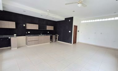 HERMOSA CASA EN FINCAS DEL RINCON