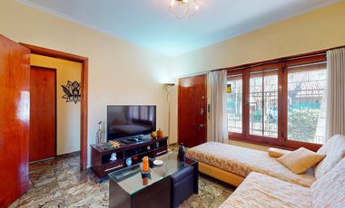 CASA EN VENTA PLATANOS