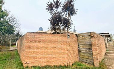 VENTA CASA 3 AMB CON PATIO Y QUINCHO, BOSQUES