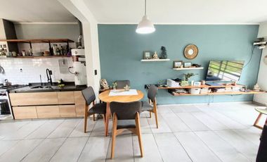 VENTA CASA 3 AMB CON PATIO Y QUINCHO, BOSQUES