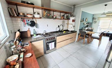 VENTA CASA 3 AMB CON PATIO Y QUINCHO, BOSQUES