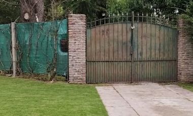 Venta Casa Quinta sobre un lote de 753 M2 Bosques