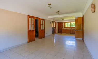 VENTA CASA 4 AMBIENTES ACANTILADOS GRAN PARQUE
