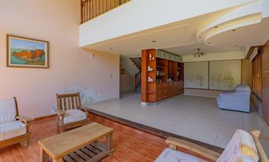 VENTA CASA 4 AMBIENTES ACANTILADOS GRAN PARQUE