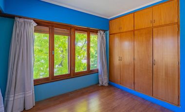 VENTA CASA 4 AMBIENTES ACANTILADOS GRAN PARQUE
