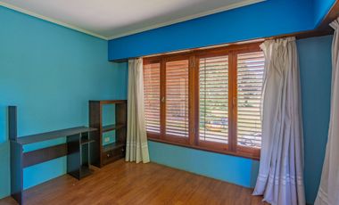 VENTA CASA 4 AMBIENTES ACANTILADOS GRAN PARQUE