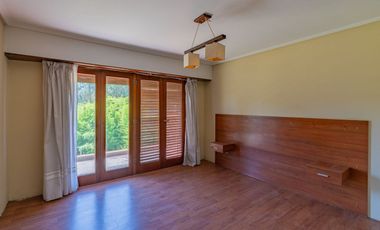 VENTA CASA 4 AMBIENTES ACANTILADOS GRAN PARQUE