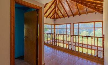 VENTA CASA 4 AMBIENTES ACANTILADOS GRAN PARQUE