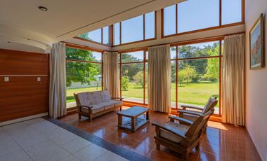 VENTA CASA 4 AMBIENTES ACANTILADOS GRAN PARQUE