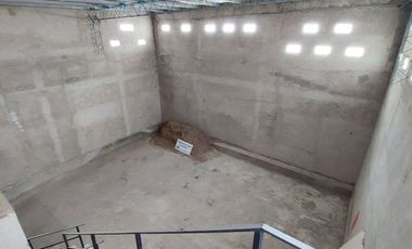 VENTA GALPÓN, LOCAL y DPTO CON 3 DORMITORIOS