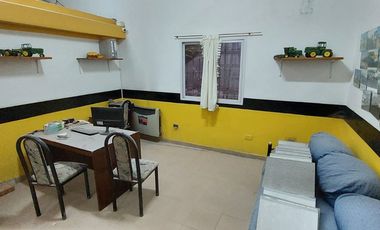 VENTA GALPÓN, LOCAL y DPTO CON 3 DORMITORIOS