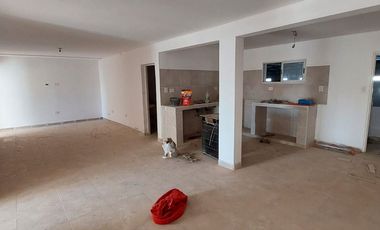 VENTA GALPÓN, LOCAL y DPTO CON 3 DORMITORIOS