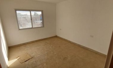 VENTA GALPÓN, LOCAL y DPTO CON 3 DORMITORIOS