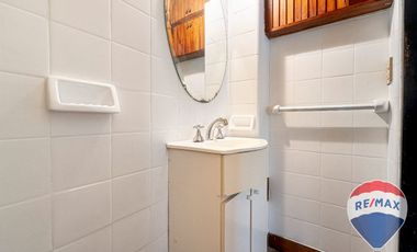 CASA 5 AMB, 8.66 x 37 C/COCHERA Y JARDÍN.