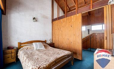 CASA 5 AMB, 8.66 x 37 C/COCHERA Y JARDÍN.