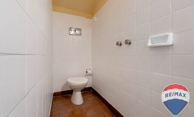 CASA 5 AMB, 8.66 x 37 C/COCHERA Y JARDÍN.