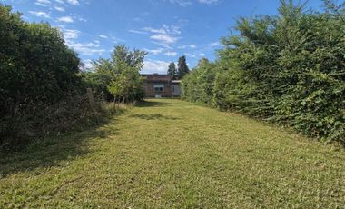 CASA 3 AMBIENTES EN VENTA MONTE GRANDE AMPLIO LOTE