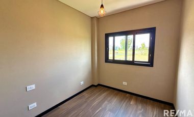 Casa a estrenar en Riberas Puertos a la laguna