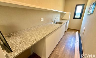 Casa a estrenar en Riberas Puertos a la laguna