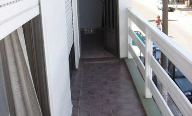 LOCAL EN VENTA +  2 DEPARTAMENTOS EN LA PLATA