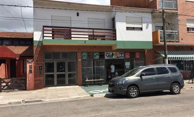 LOCAL EN VENTA +  2 DEPARTAMENTOS EN LA PLATA