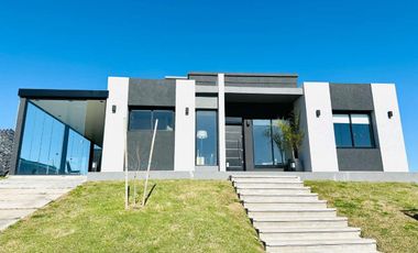 CASA EN VENTA BARRIO PRIVADO MAGALLANES, HUDSON