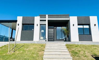 CASA EN VENTA BARRIO PRIVADO MAGALLANES, HUDSON