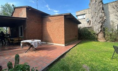VENTA CASA 2 DORMITORIOS - LOGARITMO-APTO CREDITO.