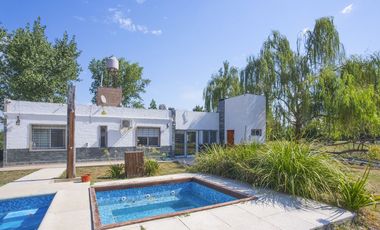 Casa 4 ambientes en venta en Ibarlucea