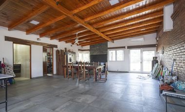 Casa 4 ambientes en venta en Ibarlucea