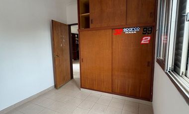 Venta de Casa 4 Dormitorios, Pileta y Quincho