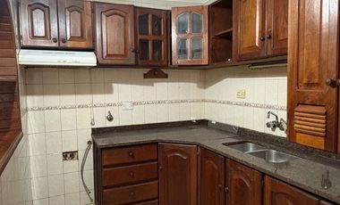 Venta de Casa 4 Dormitorios, Pileta y Quincho