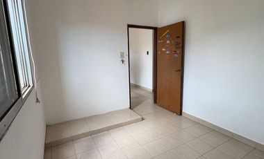 Venta de Casa 4 Dormitorios, Pileta y Quincho