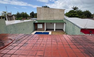 Venta de Casa 4 Dormitorios, Pileta y Quincho