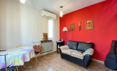 Duplex 2 ambientes y 1/2 con cochera -V. Madero