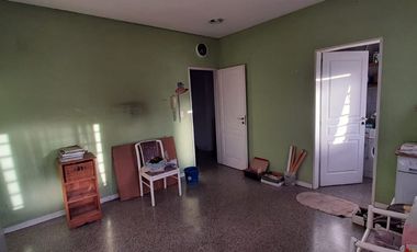 Departamento 3 amb Casa Local Garage