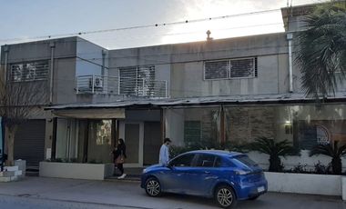 Departamento 3 amb Casa Local Garage