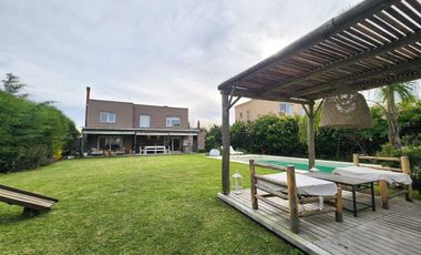 Alquiler anual casa amoblada Sta Teresa Villanueva